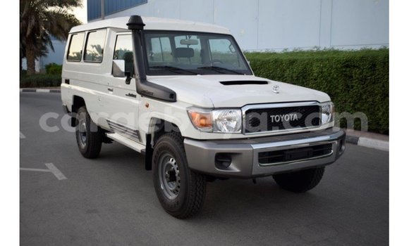 Buy Import Toyota Land Cruiser White Car in Import - Dubai in Ethiopia Buy Import Toyota Land Cruiser White Car in Import - Dubai in Ethiopia