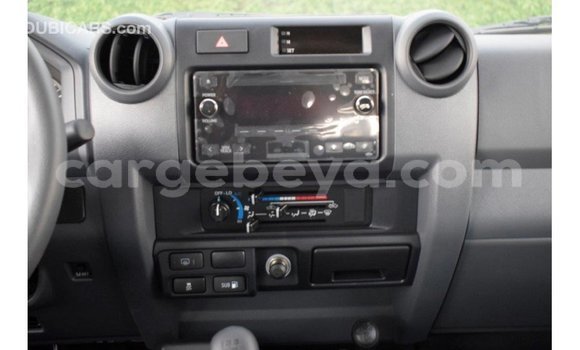 Buy Import Toyota Land Cruiser White Car in Import - Dubai in Ethiopia Buy Import Toyota Land Cruiser White Car in Import - Dubai in Ethiopia