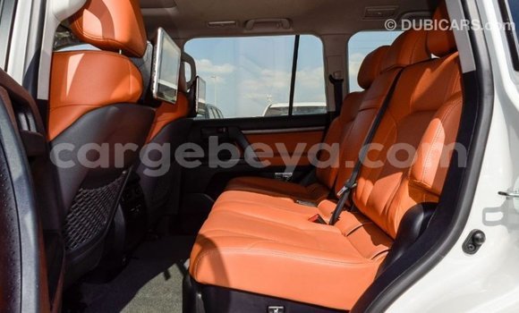 Buy Import Toyota Land Cruiser White Car in Import - Dubai in Ethiopia Buy Import Toyota Land Cruiser White Car in Import - Dubai in Ethiopia