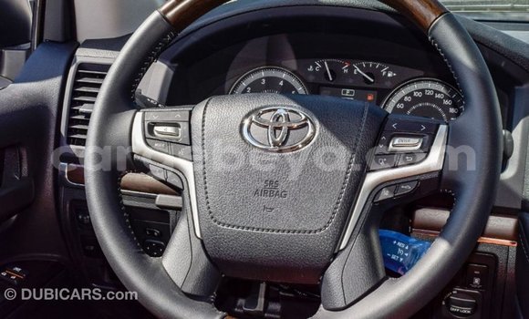 Buy Import Toyota Land Cruiser White Car in Import - Dubai in Ethiopia Buy Import Toyota Land Cruiser White Car in Import - Dubai in Ethiopia