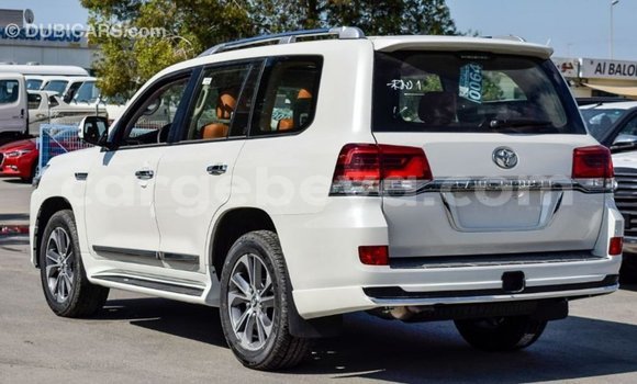 Buy Import Toyota Land Cruiser White Car in Import - Dubai in Ethiopia Buy Import Toyota Land Cruiser White Car in Import - Dubai in Ethiopia