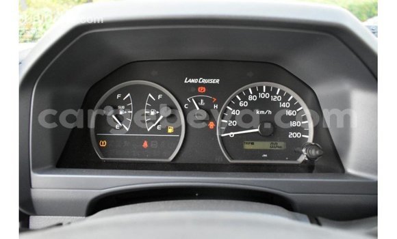 Buy Import Toyota Land Cruiser White Car in Import - Dubai in Ethiopia Buy Import Toyota Land Cruiser White Car in Import - Dubai in Ethiopia