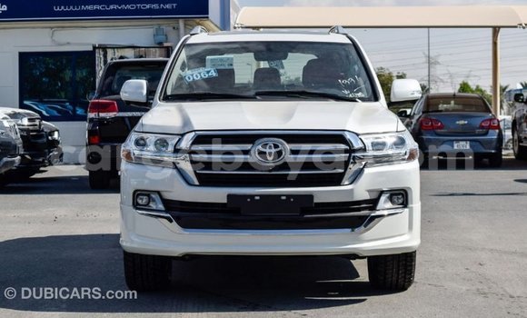 Buy Import Toyota Land Cruiser White Car in Import - Dubai in Ethiopia Buy Import Toyota Land Cruiser White Car in Import - Dubai in Ethiopia
