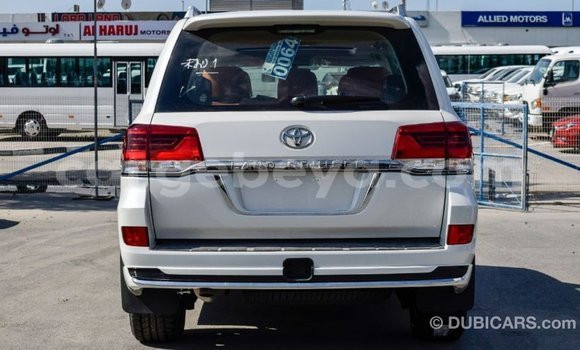 Buy Import Toyota Land Cruiser White Car in Import - Dubai in Ethiopia Buy Import Toyota Land Cruiser White Car in Import - Dubai in Ethiopia