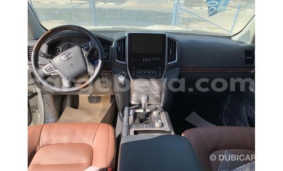 Buy Import Toyota Land Cruiser White Car in Import - Dubai in Ethiopia Buy Import Toyota Land Cruiser White Car in Import - Dubai in Ethiopia