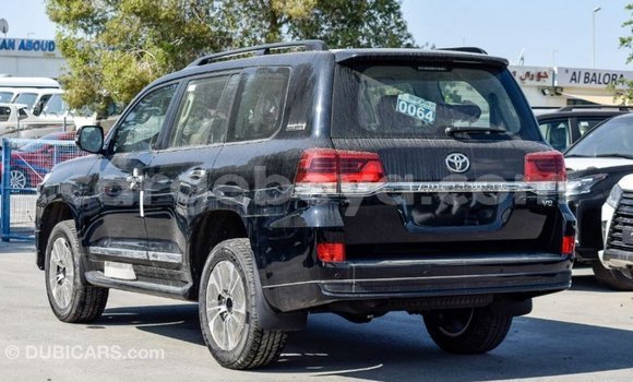 Buy Import Toyota Land Cruiser Black Car in Import - Dubai in Ethiopia Buy Import Toyota Land Cruiser Black Car in Import - Dubai in Ethiopia