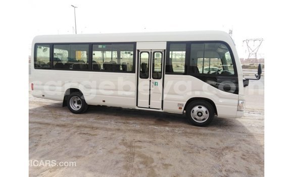 ይግዙ Imported Toyota Coaster ነጭ መኪና በ Import - Dubai በ ኢትዮጵያ ይግዙ Imported Toyota Coaster ነጭ መኪና በ Import - Dubai በ ኢትዮጵያ