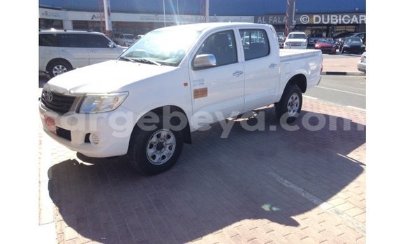 Buy Import Toyota Hilux White Car in Import - Dubai in Ethiopia Buy Import Toyota Hilux White Car in Import - Dubai in Ethiopia