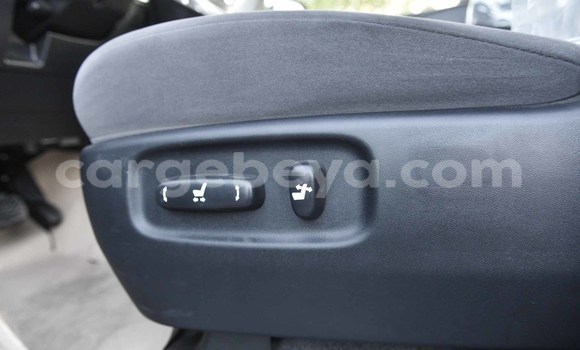 Haaraa Toyota Land Cruiser White Makiinaa iti Abiy Adi keessatti Tigray keessatti Haaraa Toyota Land Cruiser White Makiinaa iti Abiy Adi keessatti Tigray keessatti