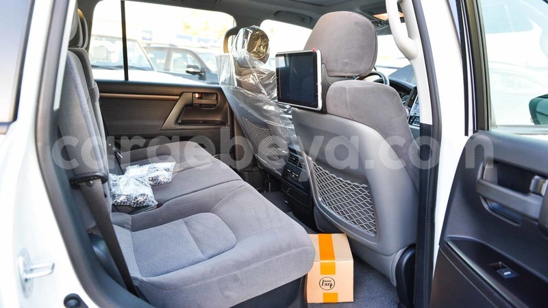 Big with watermark toyota land cruiser ethiopia import dubai 6365