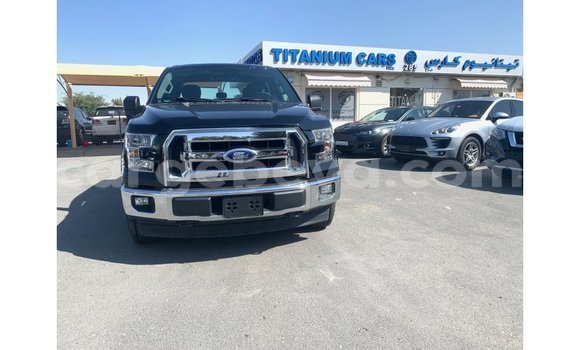 Acheter Import Voiture Ford Club Wagon Noir à Import - Dubai, Ethiopie Acheter Import Voiture Ford Club Wagon Noir à Import - Dubai, Ethiopie