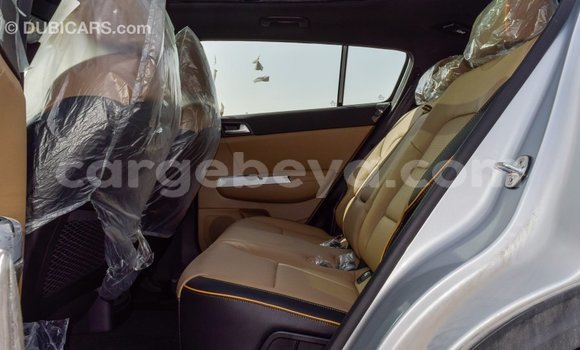 Imported Kia Sportage Other Makiinaa iti Import - Dubai keessatti Ethiopia keessatti Imported Kia Sportage Other Makiinaa iti Import - Dubai keessatti Ethiopia keessatti