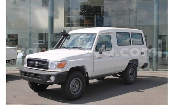 Buy Import Toyota Land Cruiser White Car in Import - Dubai in Ethiopia Buy Import Toyota Land Cruiser White Car in Import - Dubai in Ethiopia