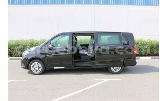 Acheter Import Voiture Mercedes-Benz 250 Noir à Import - Dubai, Ethiopie Acheter Import Voiture Mercedes-Benz 250 Noir à Import - Dubai, Ethiopie