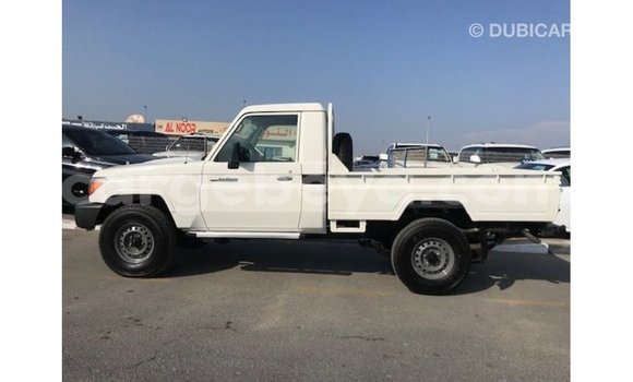 Buy Import Toyota Land Cruiser White Car in Import - Dubai in Ethiopia Buy Import Toyota Land Cruiser White Car in Import - Dubai in Ethiopia