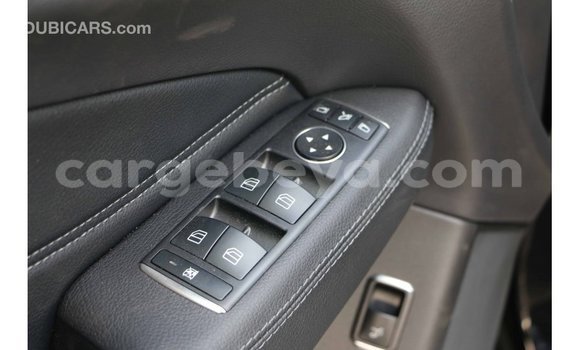 Acheter Import Voiture Mercedes-Benz 190 Noir à Import - Dubai, Ethiopie Acheter Import Voiture Mercedes-Benz 190 Noir à Import - Dubai, Ethiopie