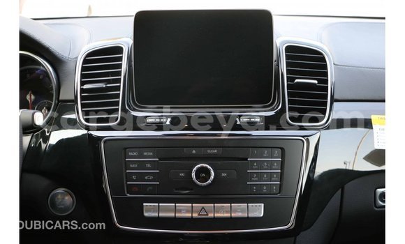 Acheter Import Voiture Mercedes-Benz 190 Noir à Import - Dubai, Ethiopie Acheter Import Voiture Mercedes-Benz 190 Noir à Import - Dubai, Ethiopie