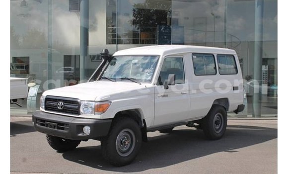 Buy Import Toyota Land Cruiser White Car in Import - Dubai in Ethiopia Buy Import Toyota Land Cruiser White Car in Import - Dubai in Ethiopia