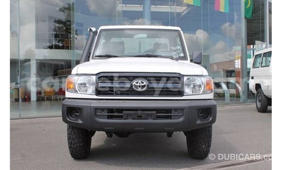 Buy Import Toyota Land Cruiser White Car in Import - Dubai in Ethiopia Buy Import Toyota Land Cruiser White Car in Import - Dubai in Ethiopia