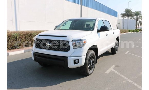 Acheter Import Voiture Toyota Tundra Blanc à Import - Dubai, Ethiopie Acheter Import Voiture Toyota Tundra Blanc à Import - Dubai, Ethiopie