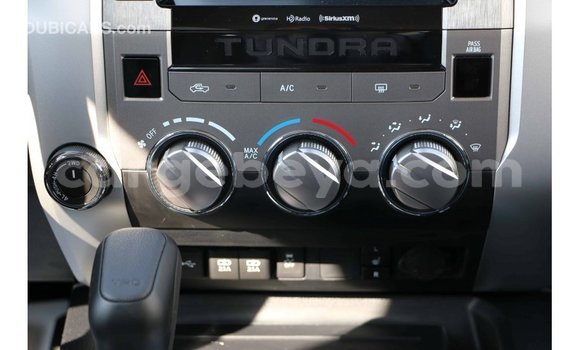 Acheter Import Voiture Toyota Tundra Blanc à Import - Dubai, Ethiopie Acheter Import Voiture Toyota Tundra Blanc à Import - Dubai, Ethiopie