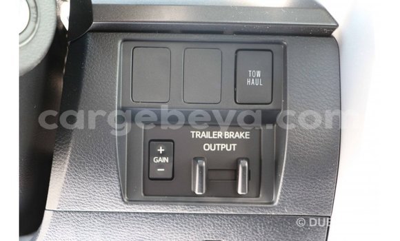 Acheter Import Voiture Toyota Tundra Blanc à Import - Dubai, Ethiopie Acheter Import Voiture Toyota Tundra Blanc à Import - Dubai, Ethiopie