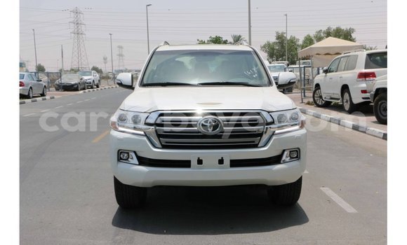 Buy Import Toyota Land Cruiser White Car in Import - Dubai in Ethiopia Buy Import Toyota Land Cruiser White Car in Import - Dubai in Ethiopia