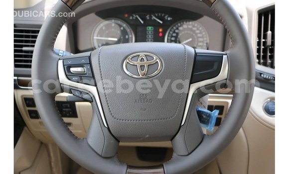 Buy Import Toyota Land Cruiser White Car in Import - Dubai in Ethiopia Buy Import Toyota Land Cruiser White Car in Import - Dubai in Ethiopia