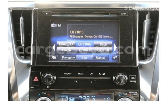 Acheter Import Voiture Toyota Alphard Blanc à Import - Dubai, Ethiopie Acheter Import Voiture Toyota Alphard Blanc à Import - Dubai, Ethiopie