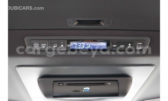 Acheter Import Voiture Toyota Alphard Blanc à Import - Dubai, Ethiopie Acheter Import Voiture Toyota Alphard Blanc à Import - Dubai, Ethiopie