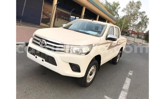Acheter Import Voiture Toyota Hilux Blanc à Import - Dubai, Ethiopie Acheter Import Voiture Toyota Hilux Blanc à Import - Dubai, Ethiopie