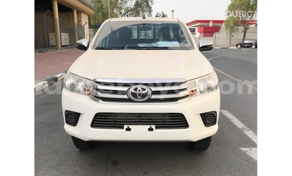 Acheter Import Voiture Toyota Hilux Blanc à Import - Dubai, Ethiopie Acheter Import Voiture Toyota Hilux Blanc à Import - Dubai, Ethiopie