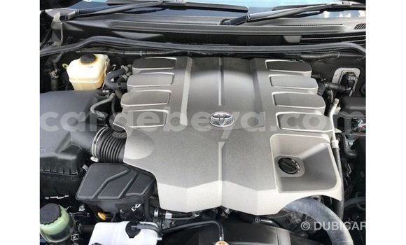 Acheter Import Voiture Toyota Land Cruiser Noir à Import - Dubai, Ethiopie Acheter Import Voiture Toyota Land Cruiser Noir à Import - Dubai, Ethiopie