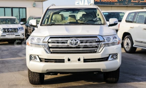 Buy Import Toyota Land Cruiser White Car in Import - Dubai in Ethiopia Buy Import Toyota Land Cruiser White Car in Import - Dubai in Ethiopia