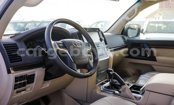 Buy Import Toyota Land Cruiser White Car in Import - Dubai in Ethiopia Buy Import Toyota Land Cruiser White Car in Import - Dubai in Ethiopia