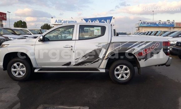 Buy Import Mitsubishi L200 White Car in Import - Dubai in Ethiopia Buy Import Mitsubishi L200 White Car in Import - Dubai in Ethiopia