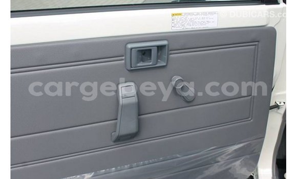 Buy Import Toyota Land Cruiser White Car in Import - Dubai in Ethiopia Buy Import Toyota Land Cruiser White Car in Import - Dubai in Ethiopia