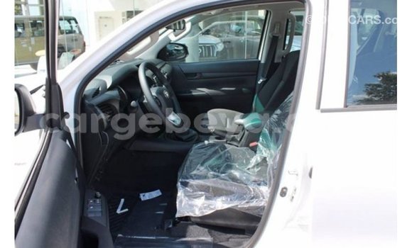 Buy Import Toyota Hilux White Car in Import - Dubai in Ethiopia Buy Import Toyota Hilux White Car in Import - Dubai in Ethiopia