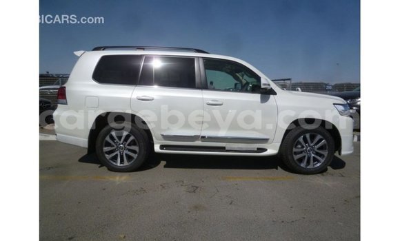 Buy Import Toyota Land Cruiser White Car in Import - Dubai in Ethiopia Buy Import Toyota Land Cruiser White Car in Import - Dubai in Ethiopia