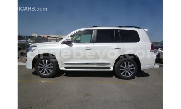Buy Import Toyota Land Cruiser White Car in Import - Dubai in Ethiopia Buy Import Toyota Land Cruiser White Car in Import - Dubai in Ethiopia