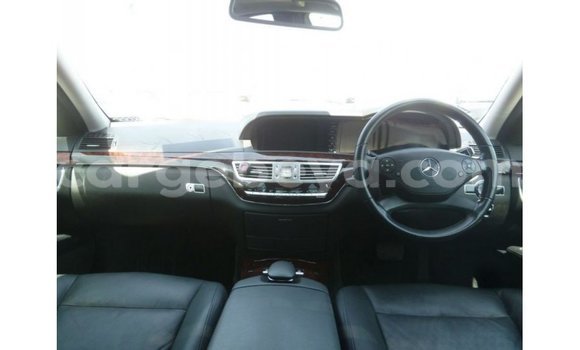 Buy Import Mercedes-Benz 190 White Car in Import - Dubai in Ethiopia Buy Import Mercedes-Benz 190 White Car in Import - Dubai in Ethiopia