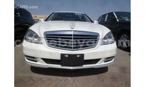Buy Import Mercedes-Benz 190 White Car in Import - Dubai in Ethiopia Buy Import Mercedes-Benz 190 White Car in Import - Dubai in Ethiopia