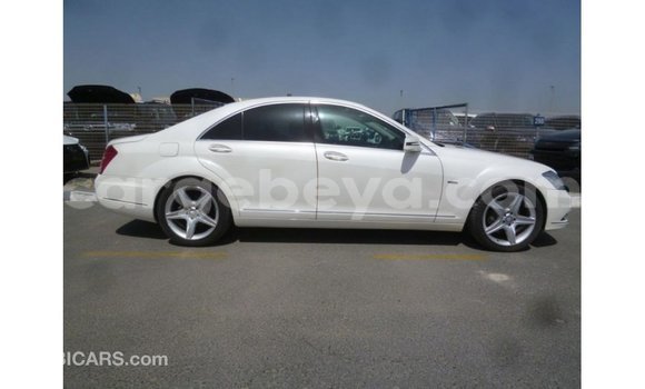 Buy Import Mercedes-Benz 190 White Car in Import - Dubai in Ethiopia Buy Import Mercedes-Benz 190 White Car in Import - Dubai in Ethiopia
