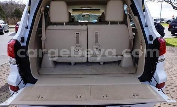 Buy Used Lexus LX 570 White Car in Addis–Ababa in Ethiopia Buy Used Lexus LX 570 White Car in Addis–Ababa in Ethiopia
