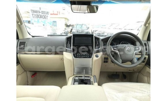 ይግዙ Imported Toyota Land Cruiser ሌላ መኪና በ Import - Dubai በ ኢትዮጵያ ይግዙ Imported Toyota Land Cruiser ሌላ መኪና በ Import - Dubai በ ኢትዮጵያ