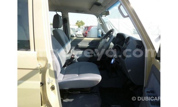 Buy Import Toyota Land Cruiser Beige Car in Import - Dubai in Ethiopia Buy Import Toyota Land Cruiser Beige Car in Import - Dubai in Ethiopia