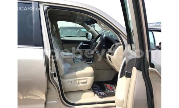 ይግዙ Imported Toyota Land Cruiser ሌላ መኪና በ Import - Dubai በ ኢትዮጵያ ይግዙ Imported Toyota Land Cruiser ሌላ መኪና በ Import - Dubai በ ኢትዮጵያ