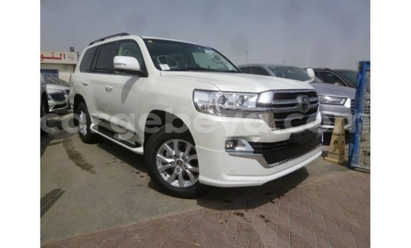Buy Import Toyota Land Cruiser White Car in Import - Dubai in Ethiopia Buy Import Toyota Land Cruiser White Car in Import - Dubai in Ethiopia