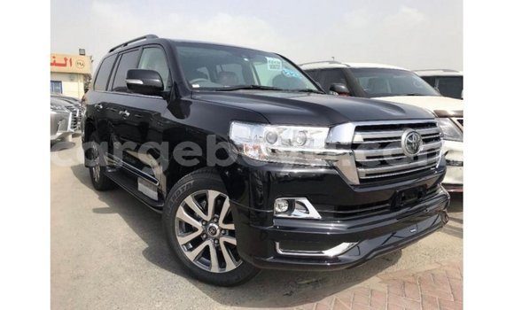 ይግዙ Imported Toyota Land Cruiser ጥቁር መኪና በ Import - Dubai በ ኢትዮጵያ ይግዙ Imported Toyota Land Cruiser ጥቁር መኪና በ Import - Dubai በ ኢትዮጵያ