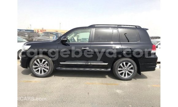 ይግዙ Imported Toyota Land Cruiser ጥቁር መኪና በ Import - Dubai በ ኢትዮጵያ ይግዙ Imported Toyota Land Cruiser ጥቁር መኪና በ Import - Dubai በ ኢትዮጵያ